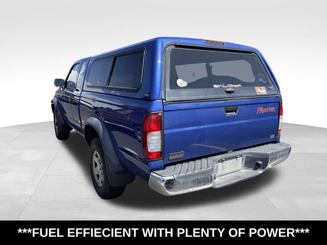 Used 1998 Dk. Nissan XE image 4
