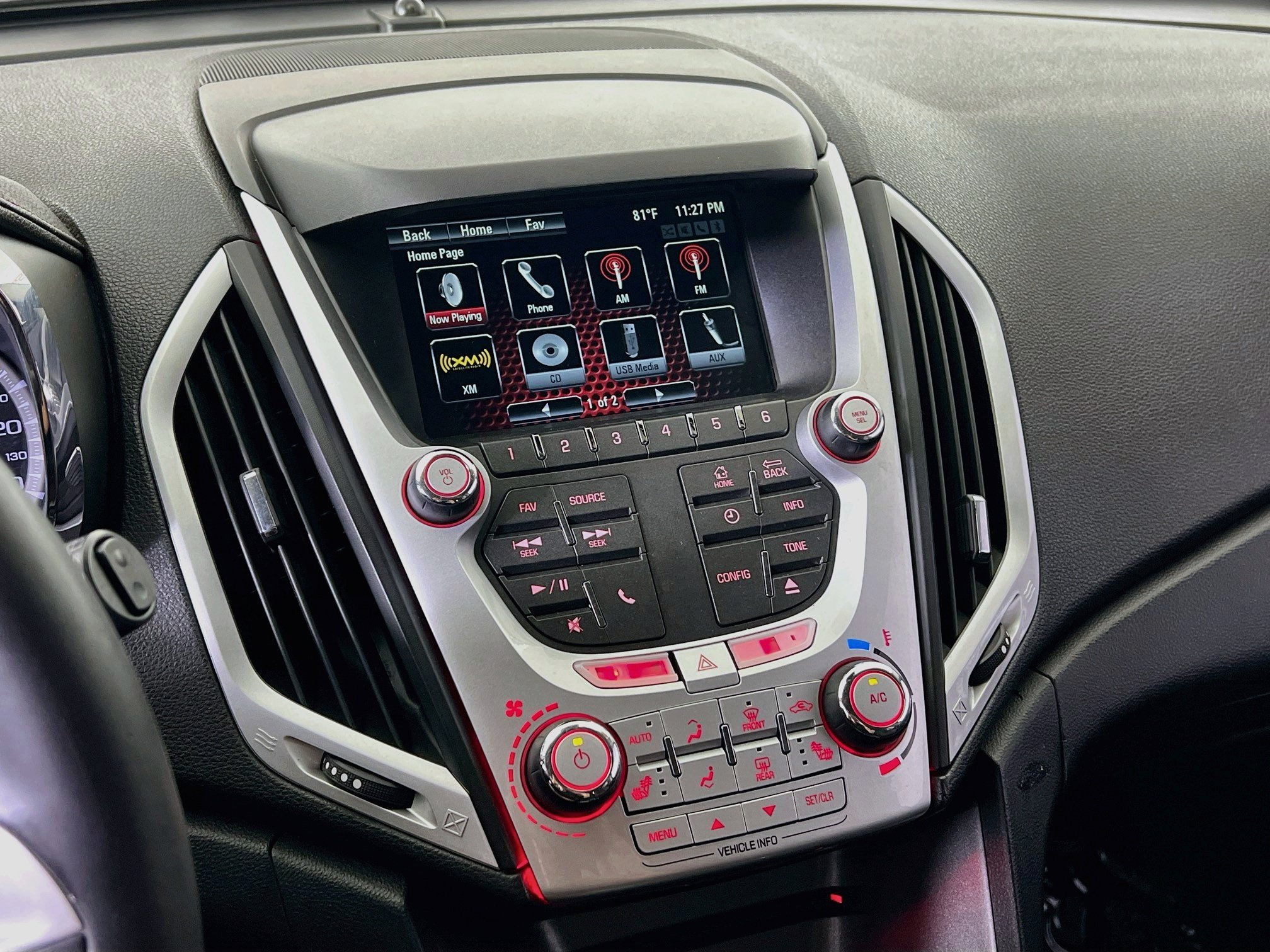 Used 2012 Olympic White GMC SLE-2 image 15