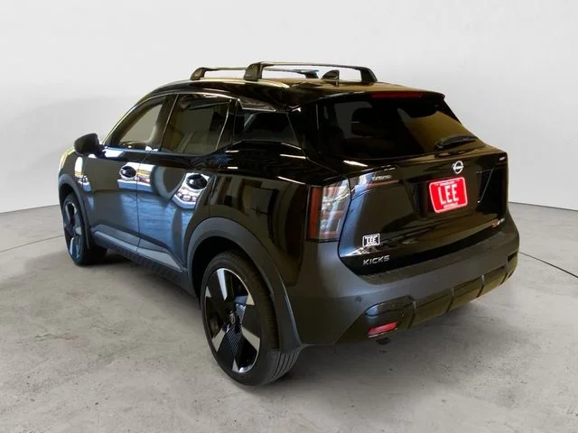 New 2026 Black Nissan SR image 3