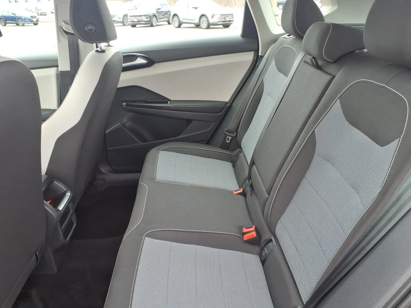 Used 2025 Platinum Gray Volkswagen 1.5T S image 15