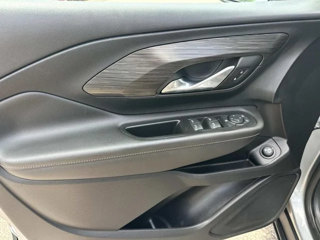 Used 2023 Silver GMC SLE image 14
