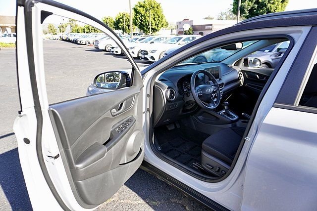 Used 2023 Silver Hyundai SEL image 34