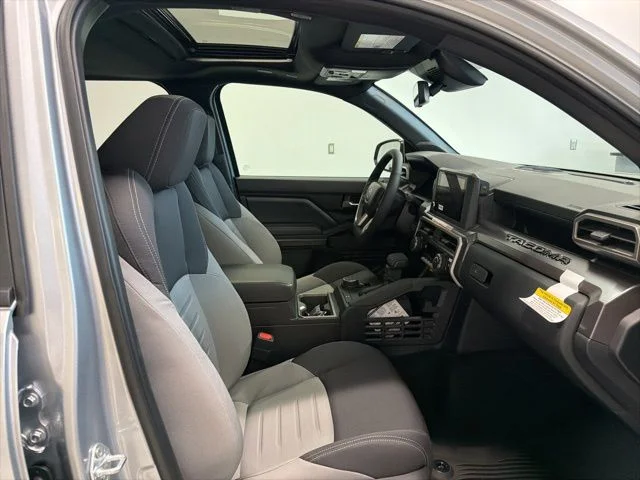 2026 Toyota Tacoma TRD Off Road - Photo 21