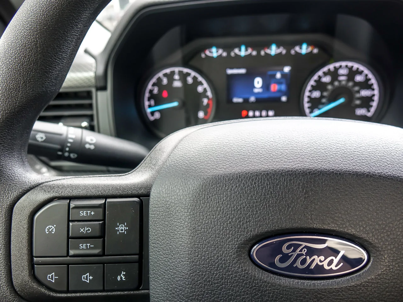 New 2026 Oxford White Ford XL image 12