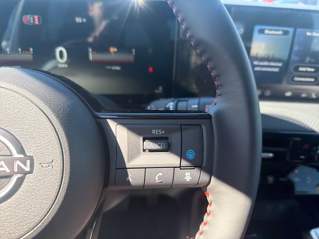 New 2026 Nissan Kicks SR 4D Sport Utility