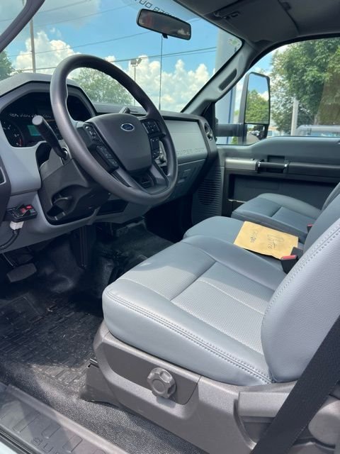 2024 Ford F-650 - Photo 15