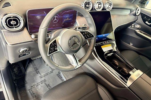 New 2026 Black Mercedes-Benz GLC 300 image 39