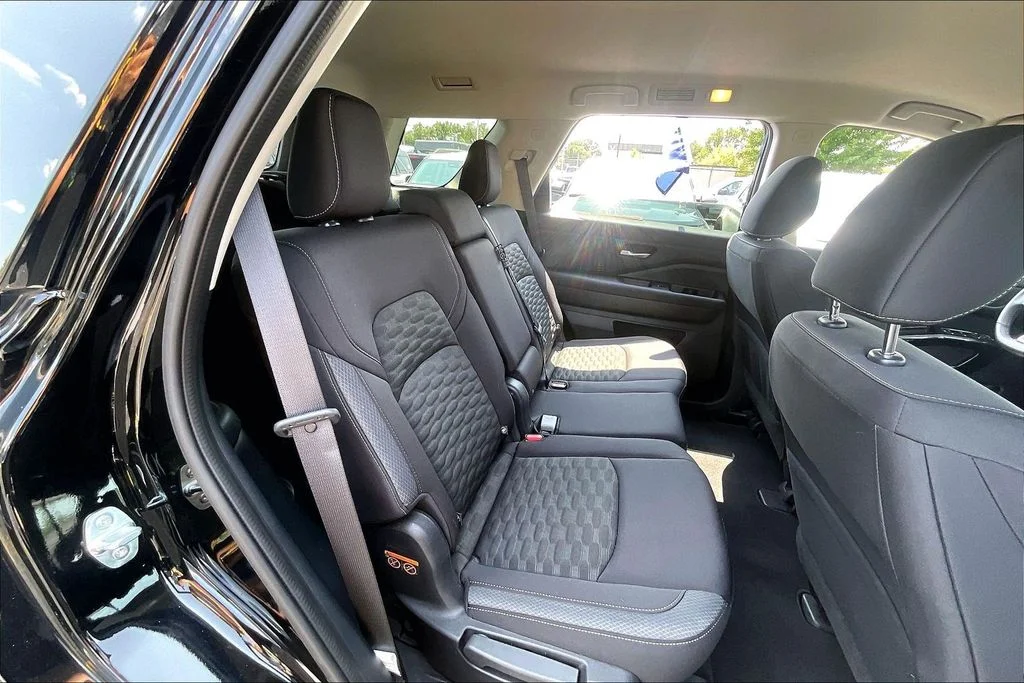 Used 2022 Black Nissan SV image 26