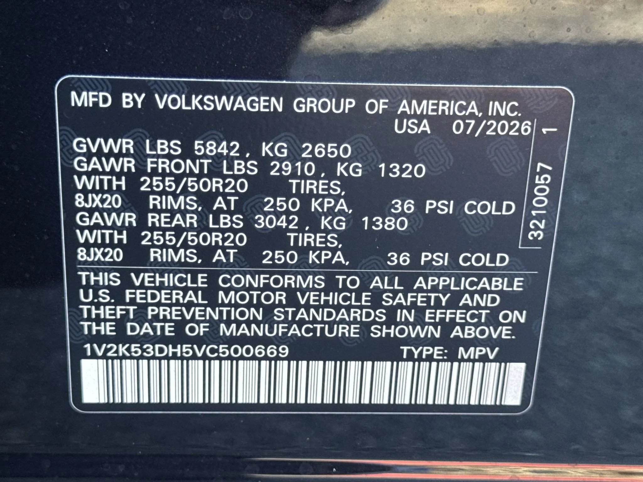 New 2027 Deep Black Pearl Volkswagen SE w/Technology image 35