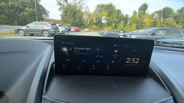 Used 2019  Acura Base image 24