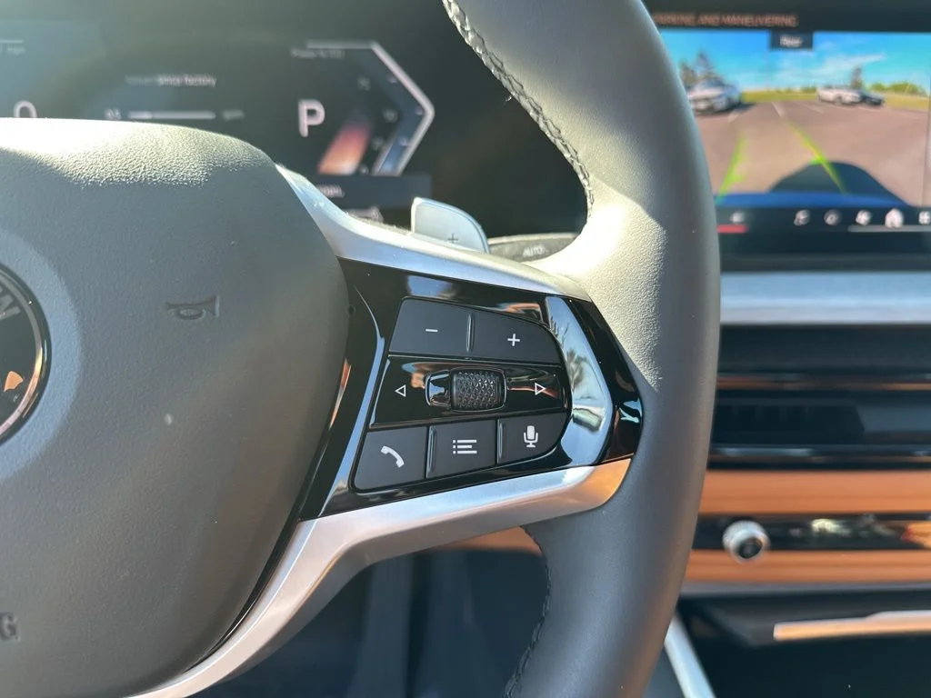 2026 BMW 3 Series 330i - Photo 16