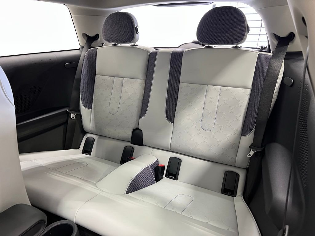 2025 MINI Hardtop 2 Door S - Photo 20