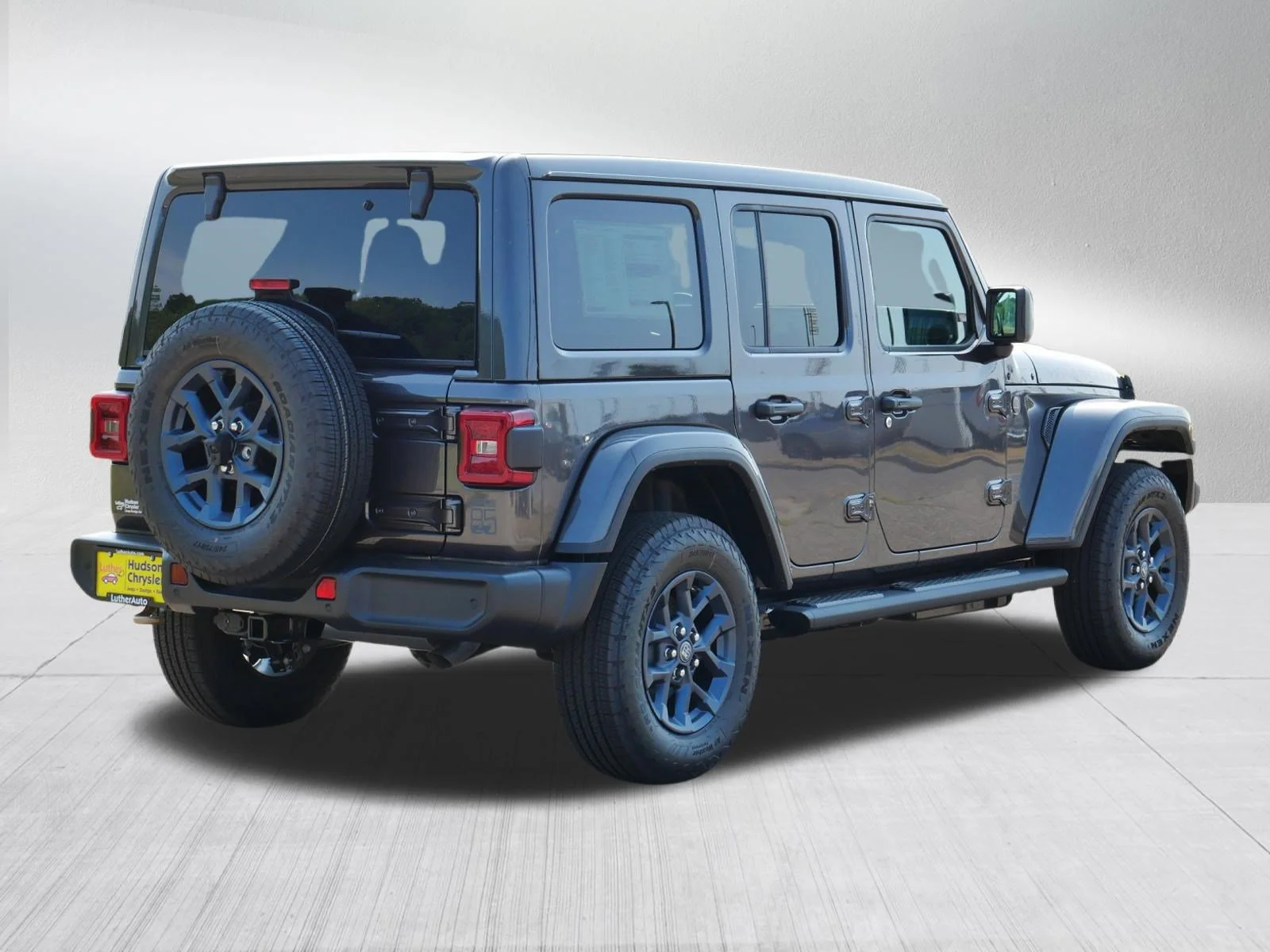 New 2026 Granite Crystal Metallic Clear-Coat Exterior Paint Jeep 85th Anniversary image 2