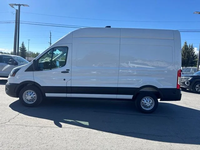 New 2026 Oxford White Ford Base image 7