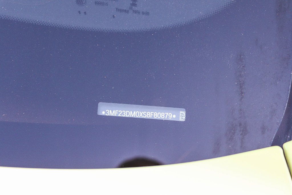 Used 2025 Yellow BMW Base image 29