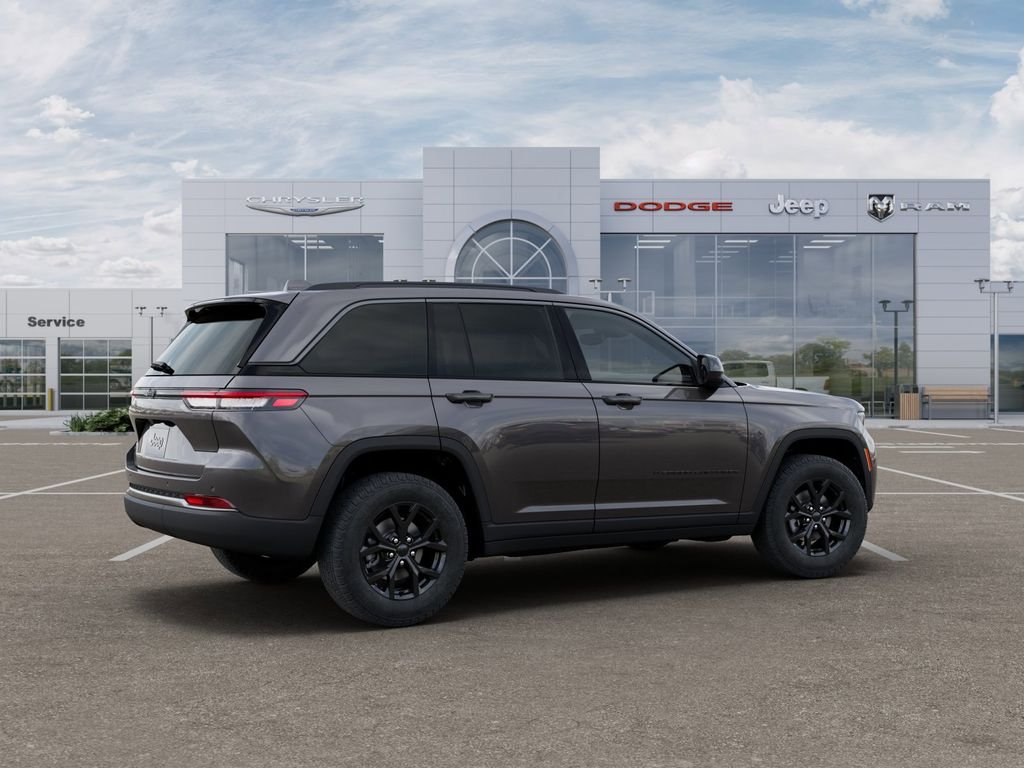 New 2026 Baltic Gray Metallic Clear-Coat Exterior Paint Jeep Altitude image 4