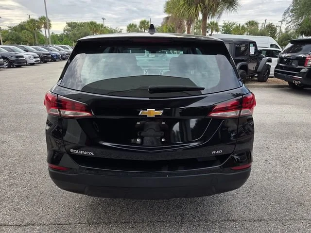 2023 Chevrolet Equinox LS - Photo 11