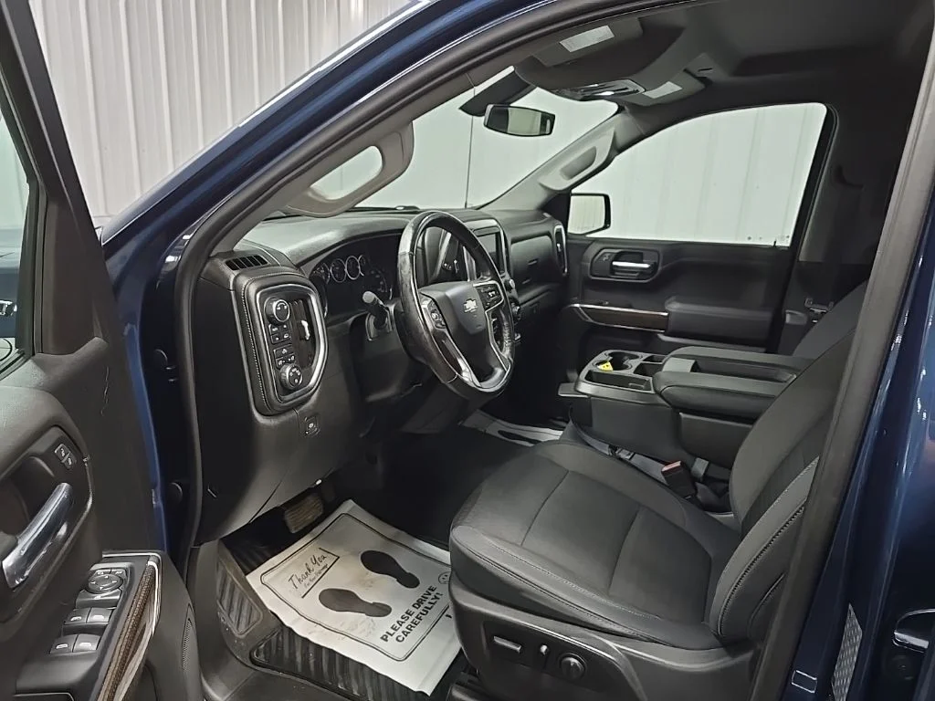 Used 2019 Blue Chevrolet LT image 28