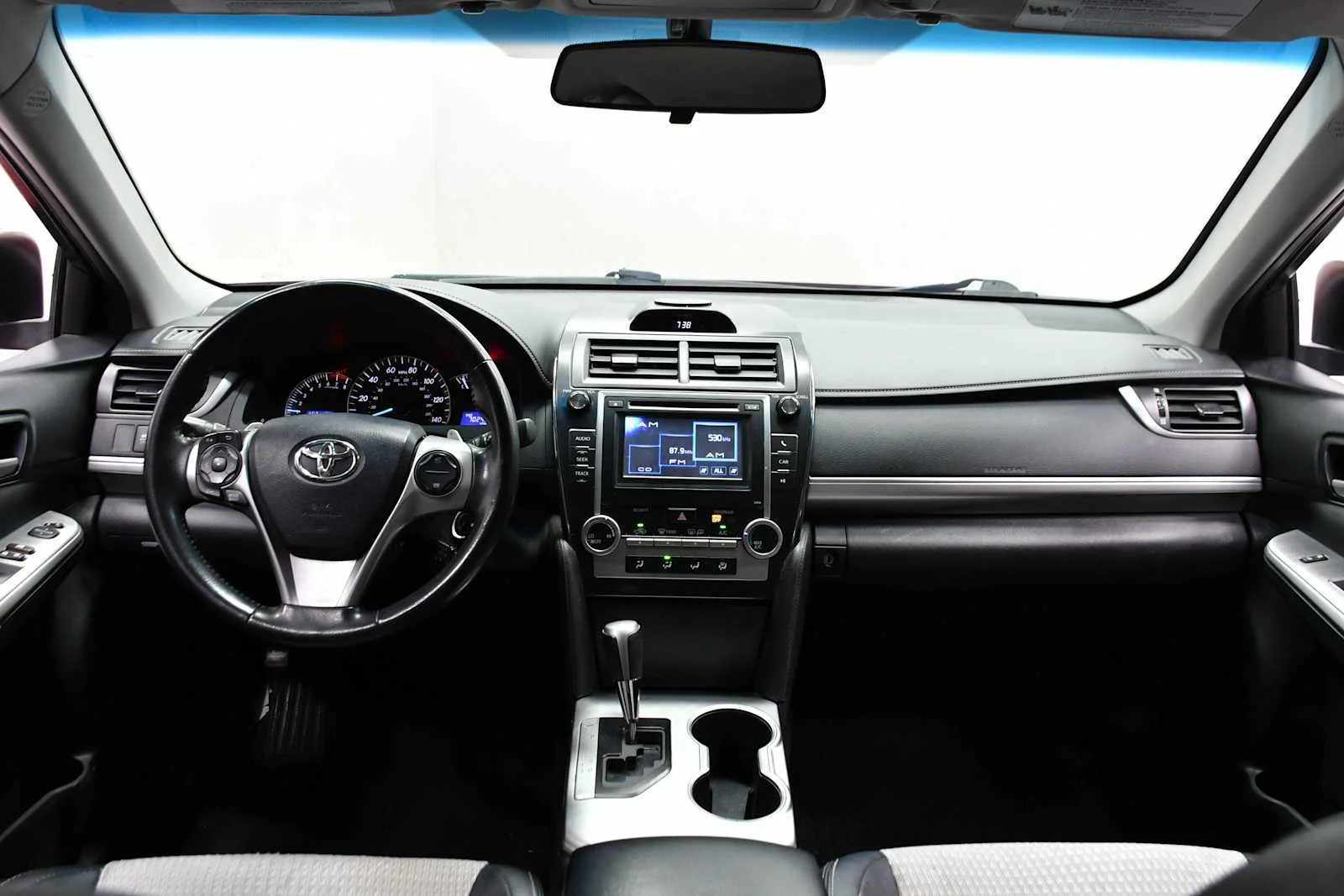 Used 2013 Barcelona Red Metallic Toyota SE image 17