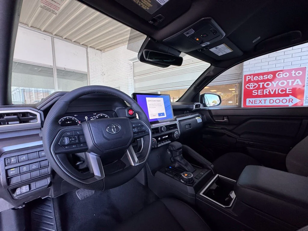 2025 Toyota Tacoma TRD Off Road - Photo 11