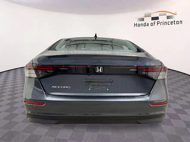 New 2026 Gray Honda SE image 4