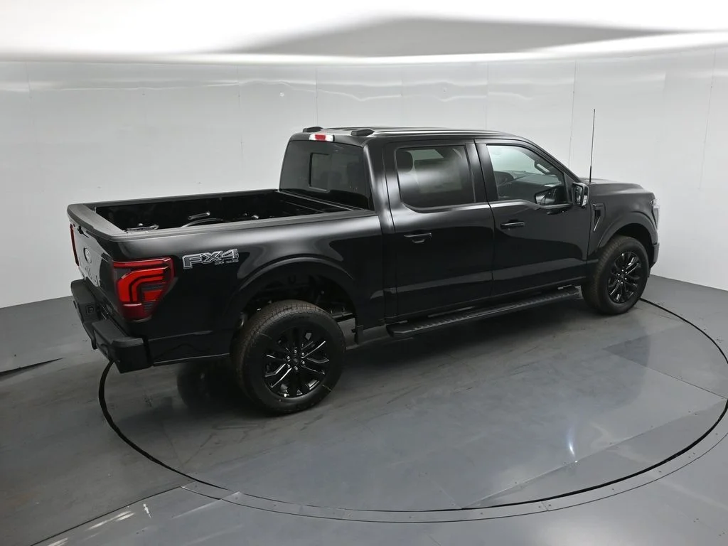 New 2026 Agate Black Metallic Ford Lariat image 39