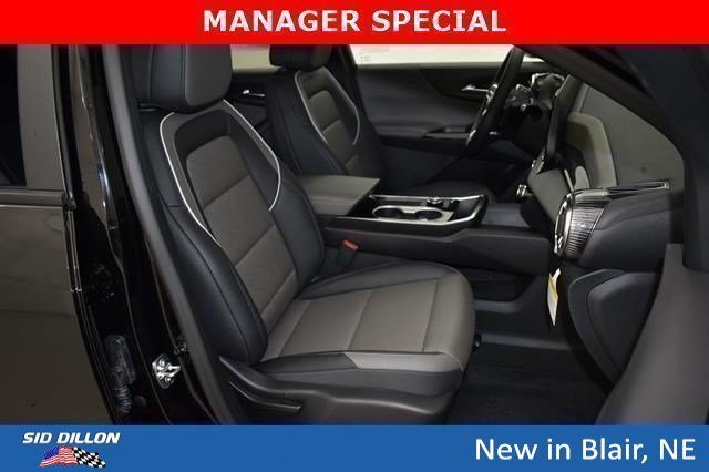 New 2026 Mosaic Black Metallic Chevrolet LT image 8