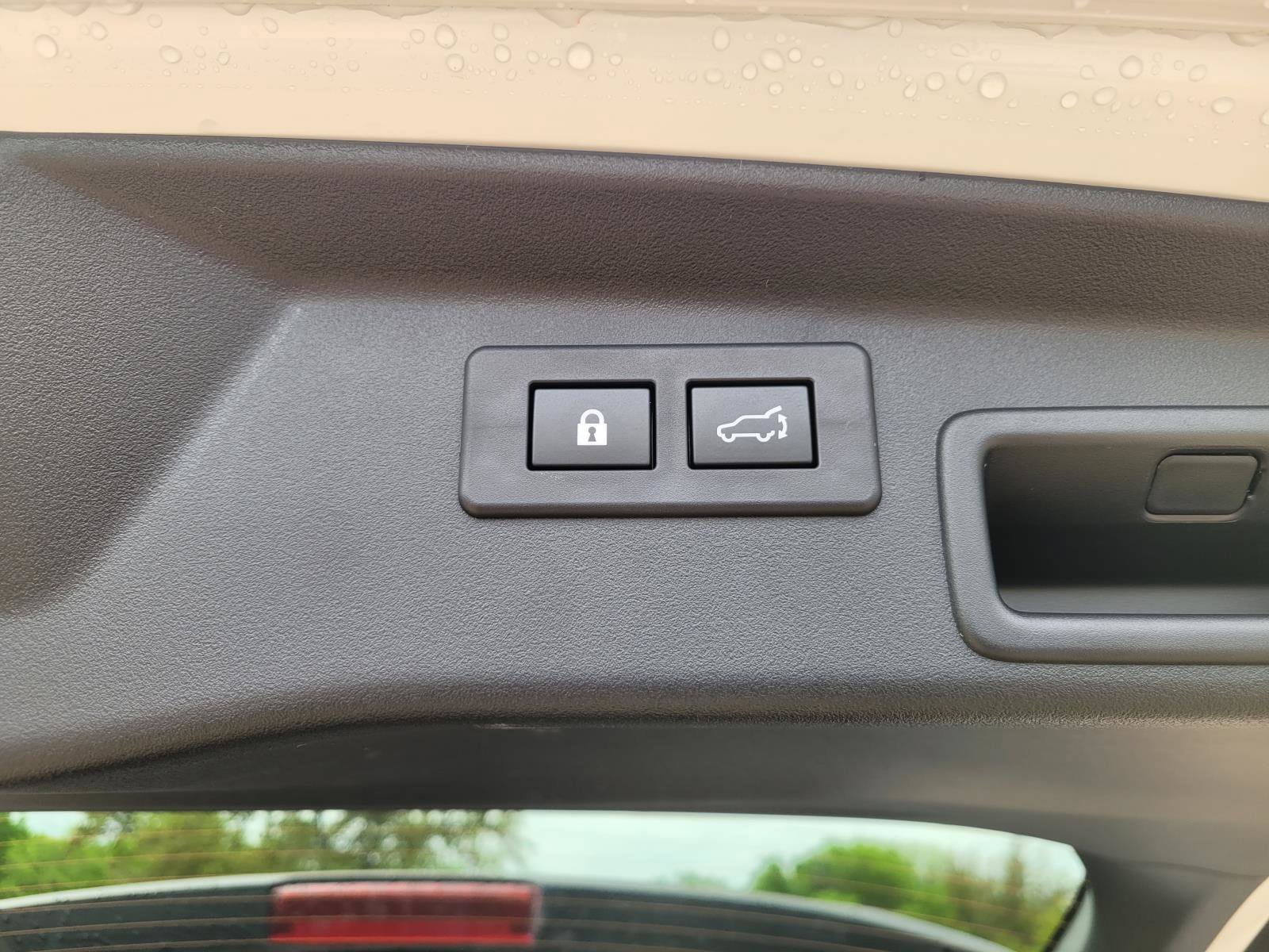 New 2026 CRYSTAL WHITE PEARL Subaru Limited XT image 19