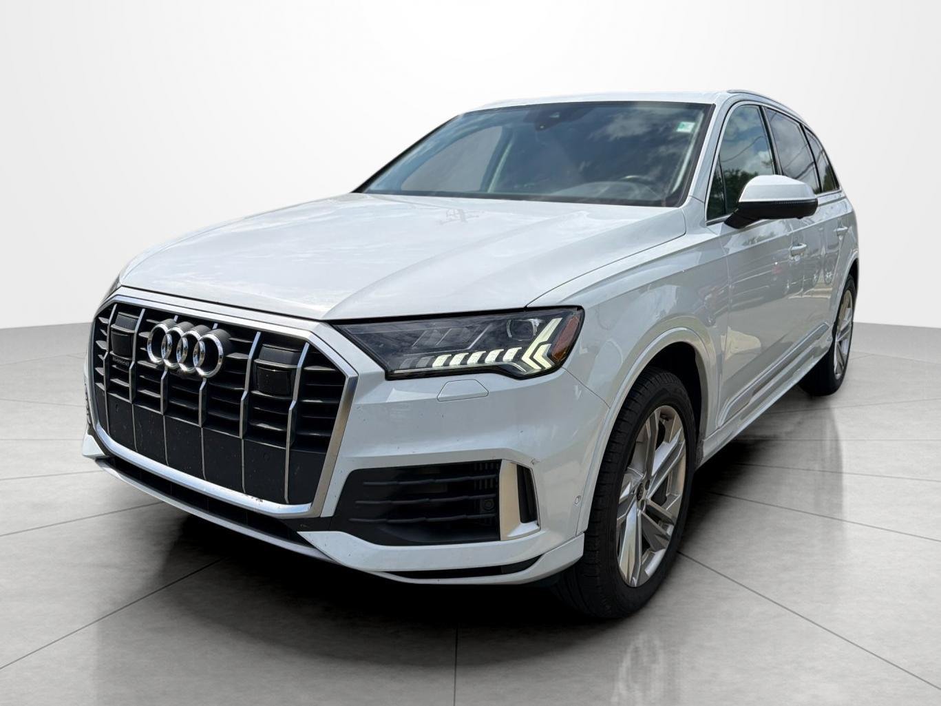 2024 Audi Q7 Premium Plus