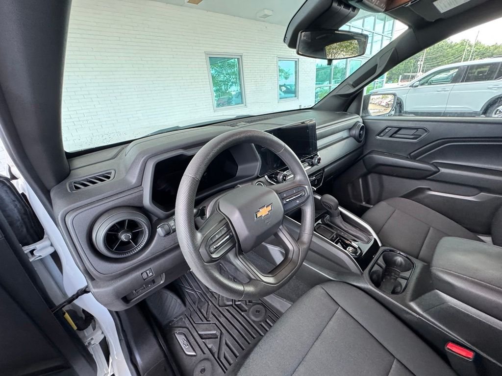 Used 2025 White Chevrolet Work Truck image 13