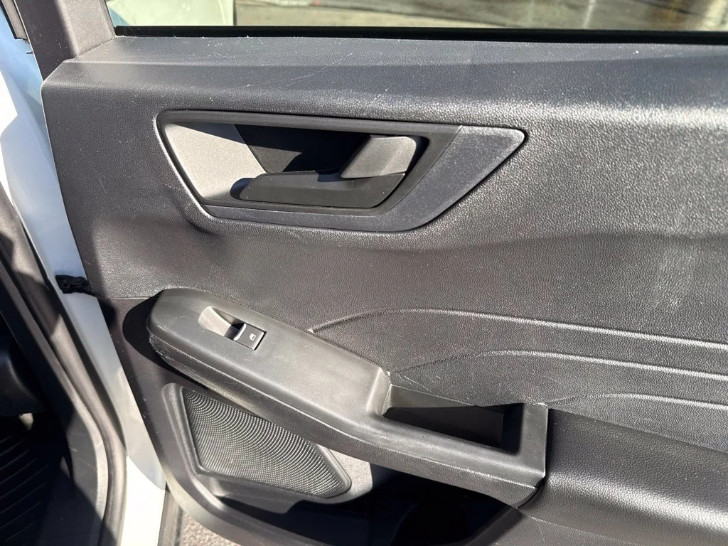Certified Used 2022 White Metallic Ford SE image 50