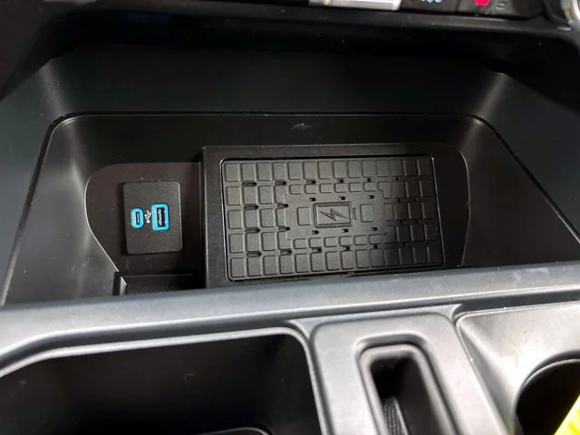 Used 2024 Black Metallic Ford XLT image 27