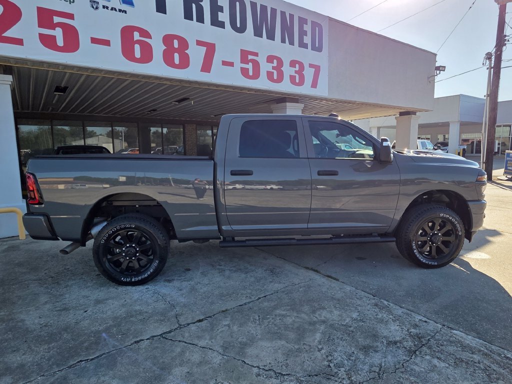 Used 2026 White Ram Black Express image 10