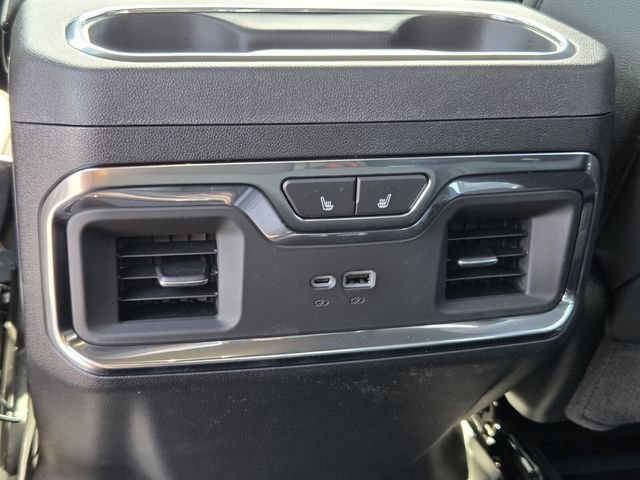 New 2026 Polar White Tricoat Chevrolet High Country image 13