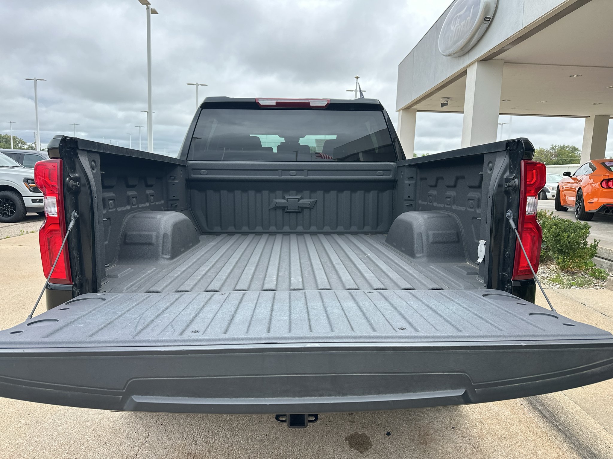 Used 2025 Black Chevrolet LT Trail Boss image 7