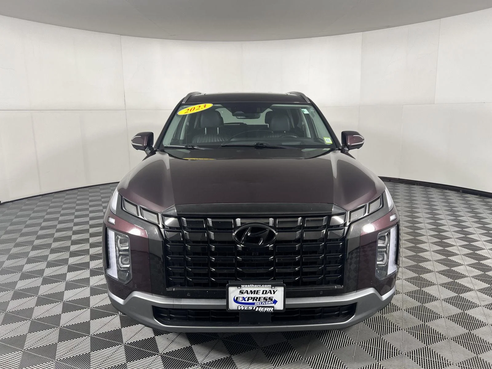 Used 2023 Sierra Burgundy Hyundai Limited image 23
