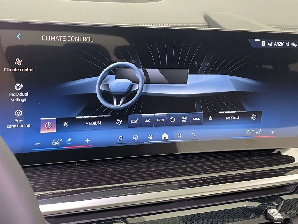 New 2027 Black BMW xDrive40i image 29