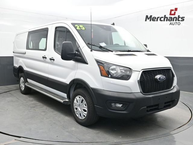 Used 2025 White Ford Base image 1