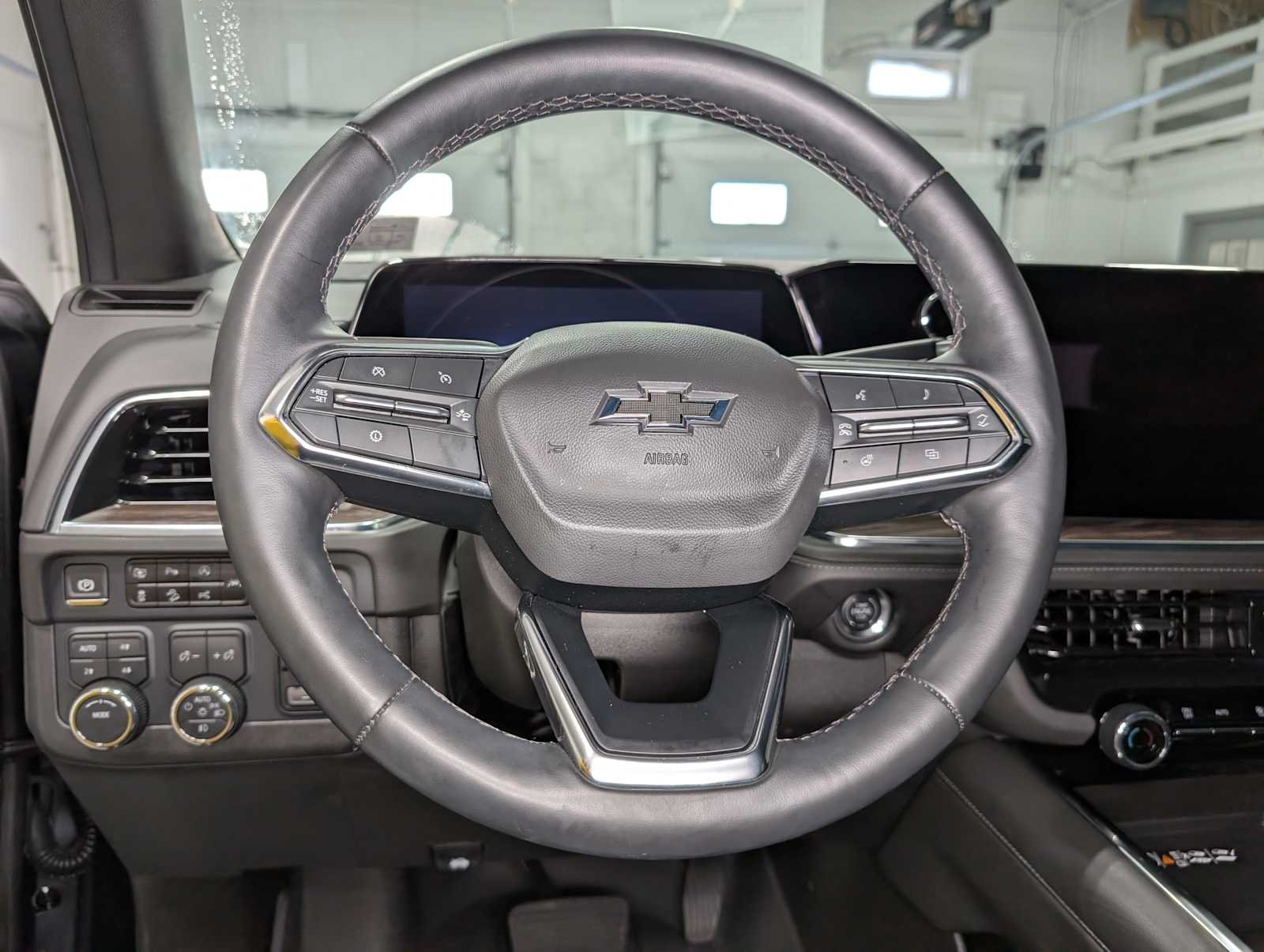 2025 Chevrolet Tahoe Z71 - Photo 38