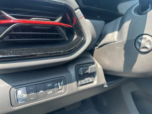 2025 Chevrolet Silverado EV RST - Photo 8