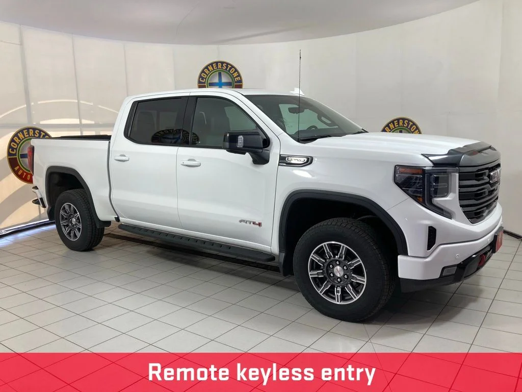 Used 2024 White GMC AT4 image 24