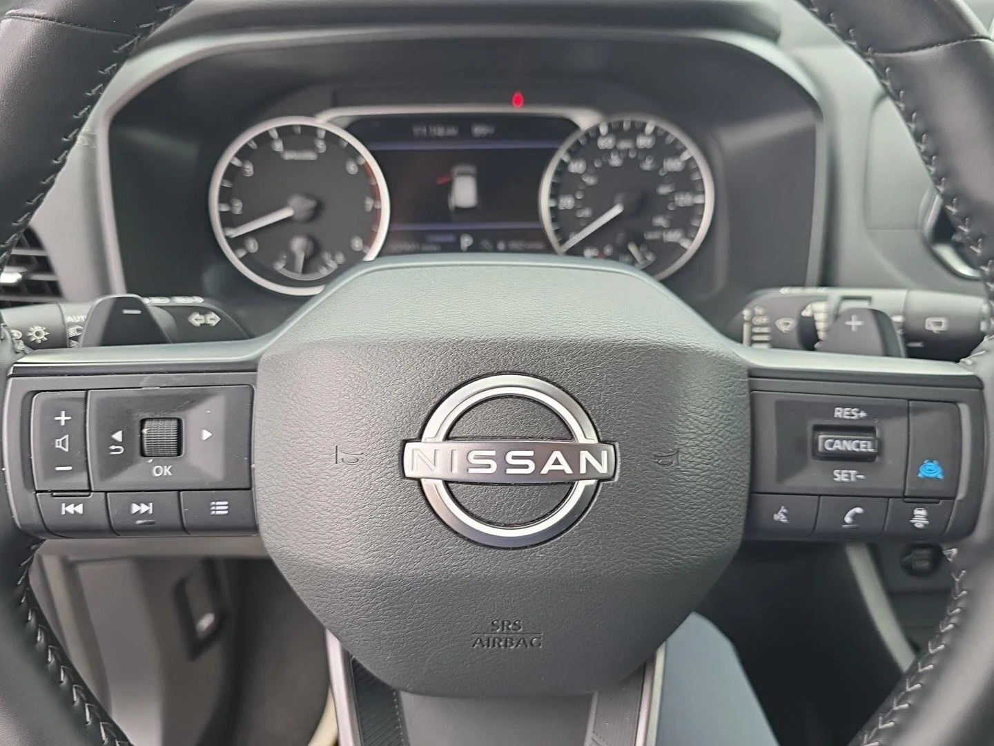 Used 2025 Deep Ocean Blue Pearl Nissan SV image 12