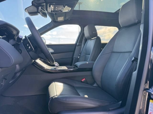 New 2026 Santorini Black Land Rover S image 14