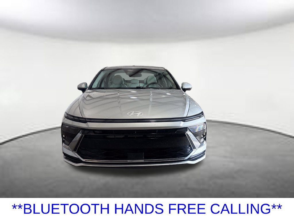 Certified Used 2025 Silver Hyundai SEL image 8