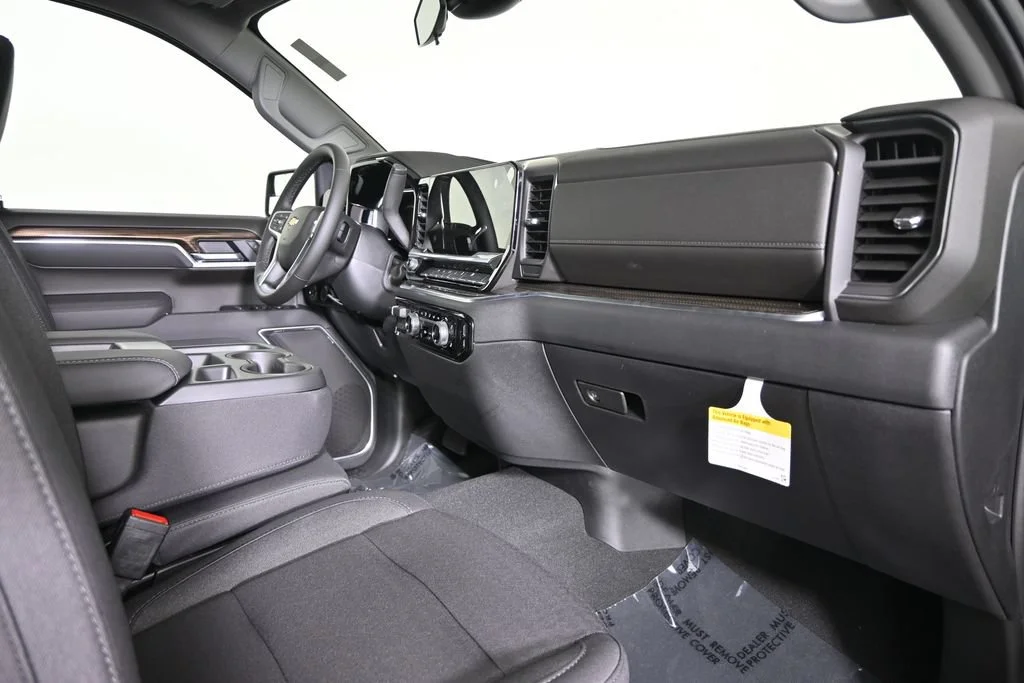 2026 Chevrolet Silverado 1500 LT - Photo 15