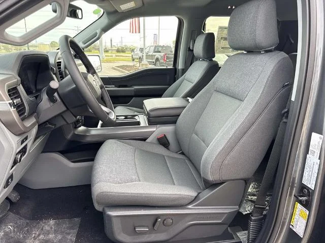 New 2026 Carbonized Gray Metallic Ford XLT image 20
