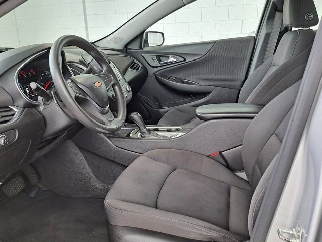 Used 2020 Silver Chevrolet LT image 19