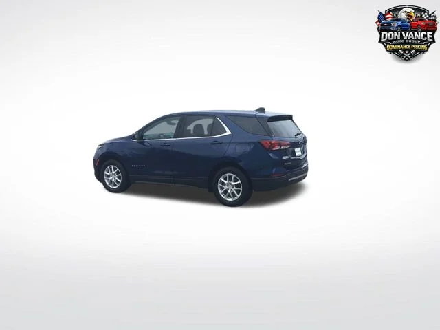 Used 2023 Blue Chevrolet LT image 3
