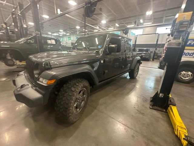 Used 2020 Gray Jeep Sport image 10
