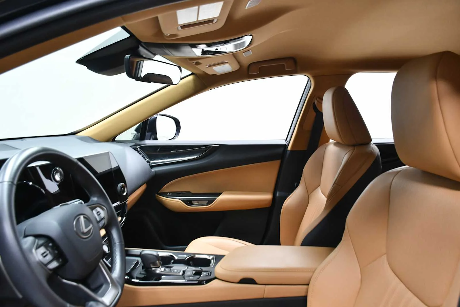 Certified Used 2025 Caviar Lexus  image 13